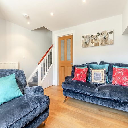 Вілла Ryburn House - Uk43518 Торнтон-Дейл Екстер'єр фото