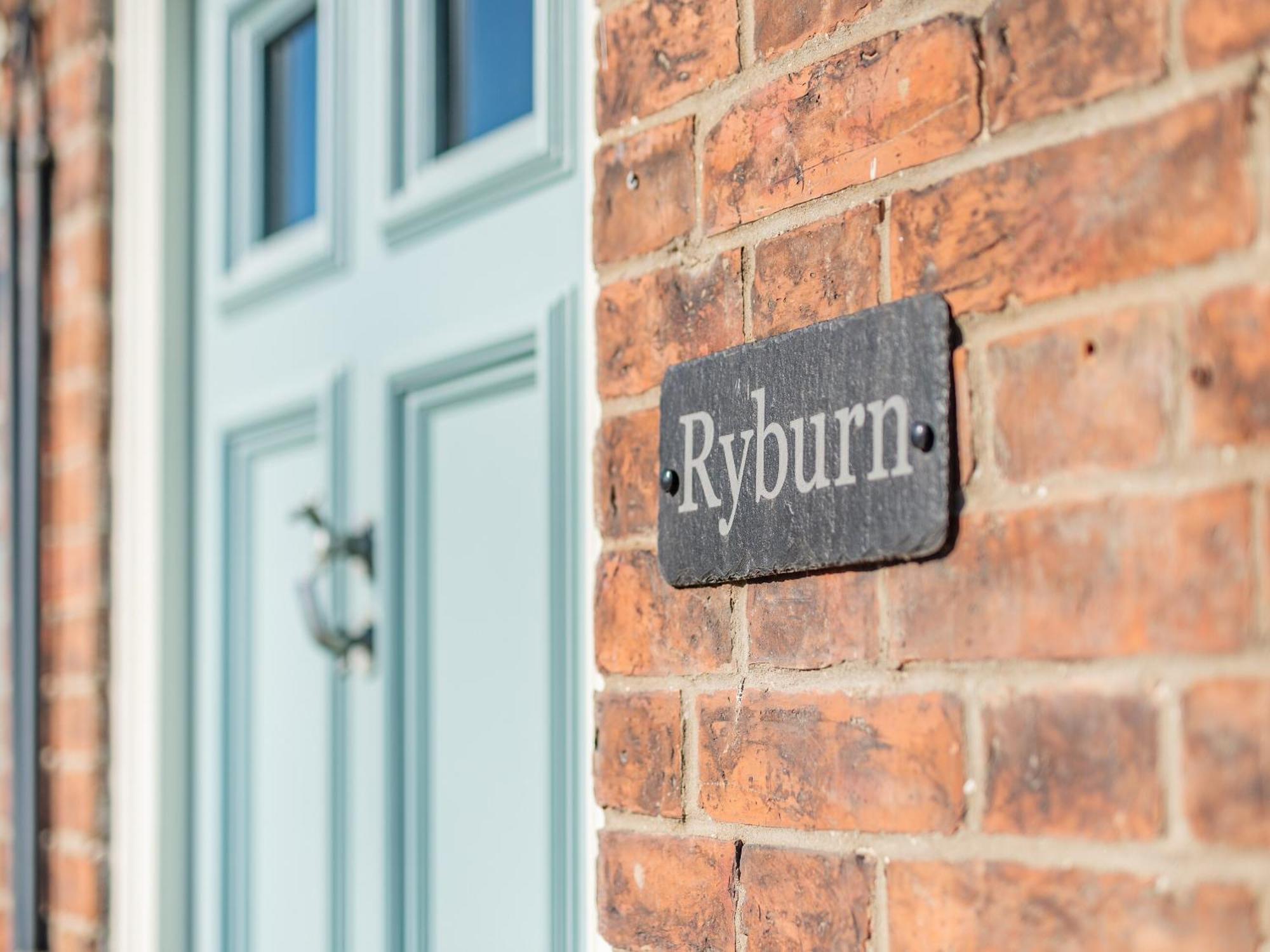 Вілла Ryburn House - Uk43518 Торнтон-Дейл Екстер'єр фото